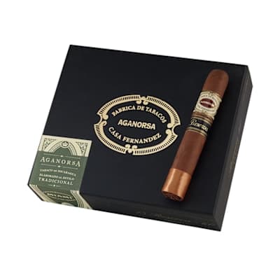 Casa Fernandez Miami Corojo Titan Natural