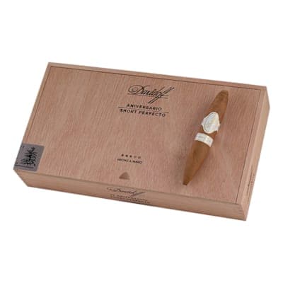 Davidoff Aniversario Short Perfecto Natural