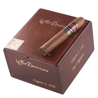La Flor Dominicana Ligero L250 Natural