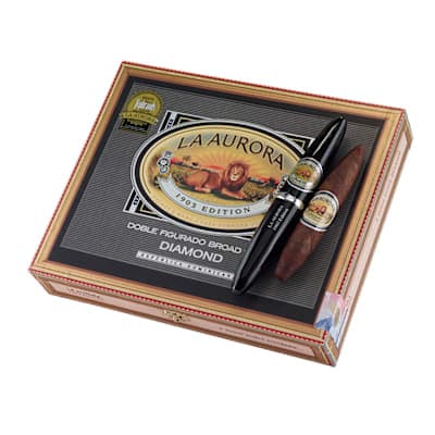 La Aurora Preferidos Diamond Connecticut Broadleaf #2 Tubes Maduro