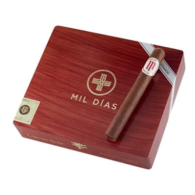 Mil Dias Double Robusto By Crowned Heads Natural