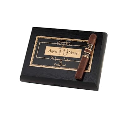 Rocky Patel Vintage 1992 Petite Corona Dark Natural